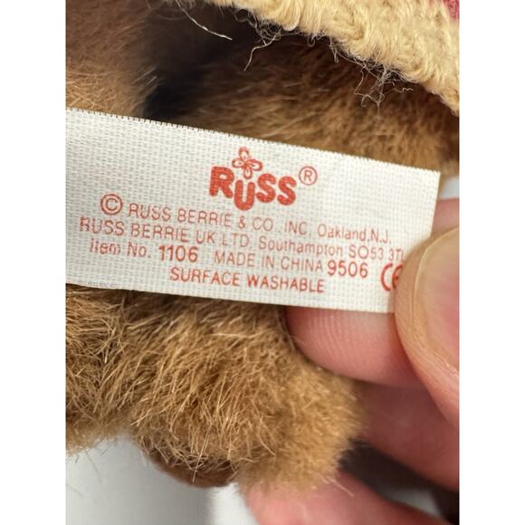 Russ Berrie Jointed Teddy Bear In Apple Sweater 1106 Bears from the Past 6” - Picture 5 of 6